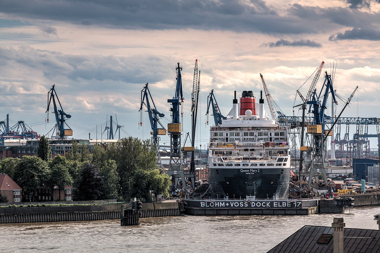 Queen Mary 2 in the Blohm and Voss dry dock at Hamburg
